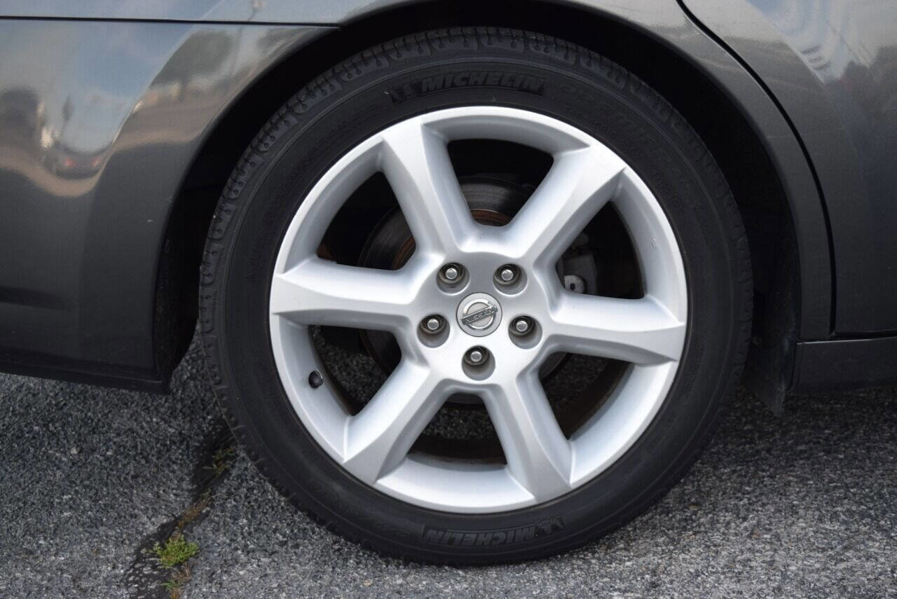 Used 2005 Nissan Maxima 3.5 SE image 64