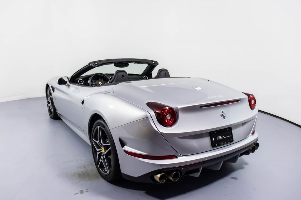 Used 2016 Ferrari California T image 26