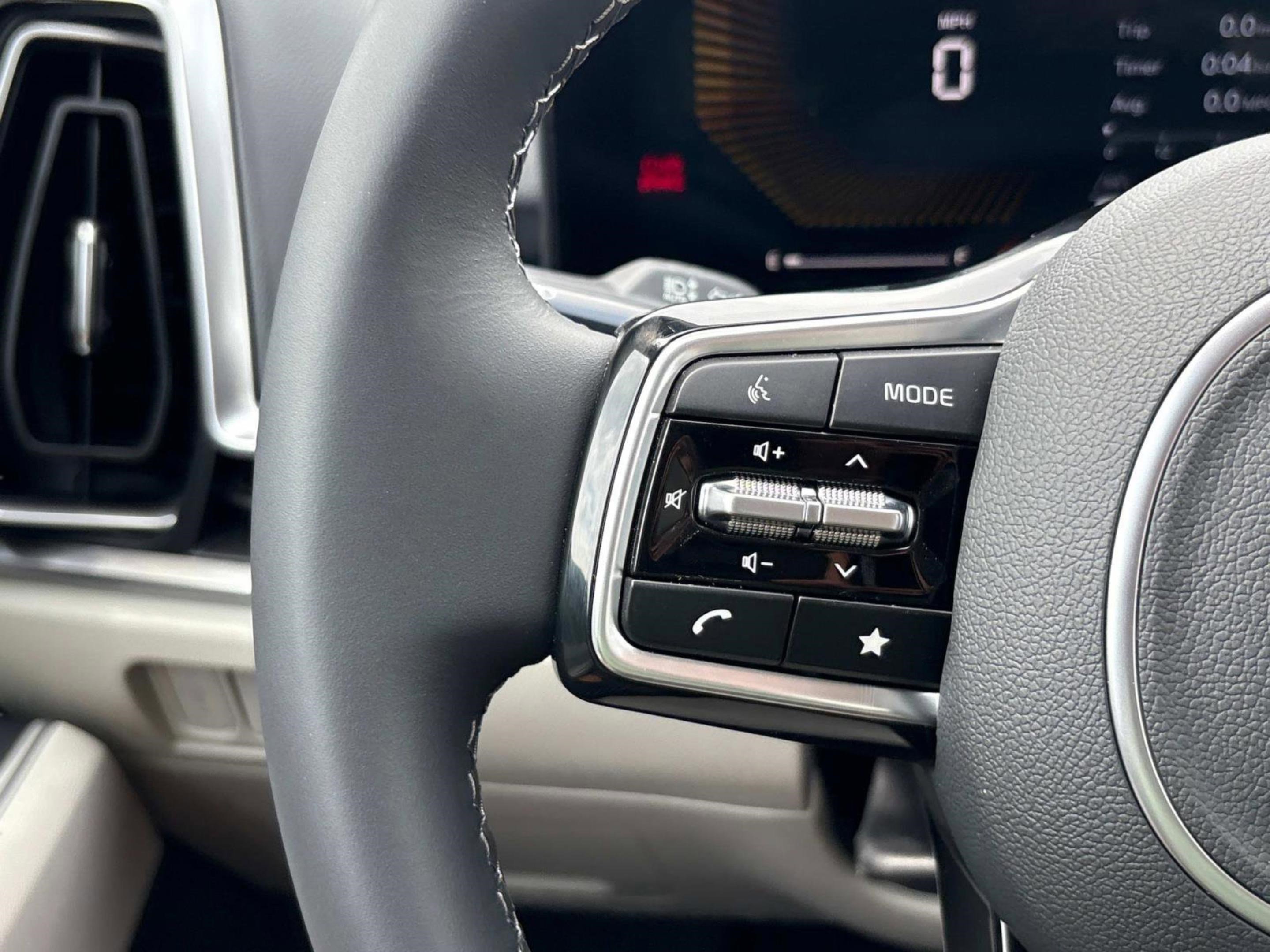 New 2025 Kia Sorento S image 23