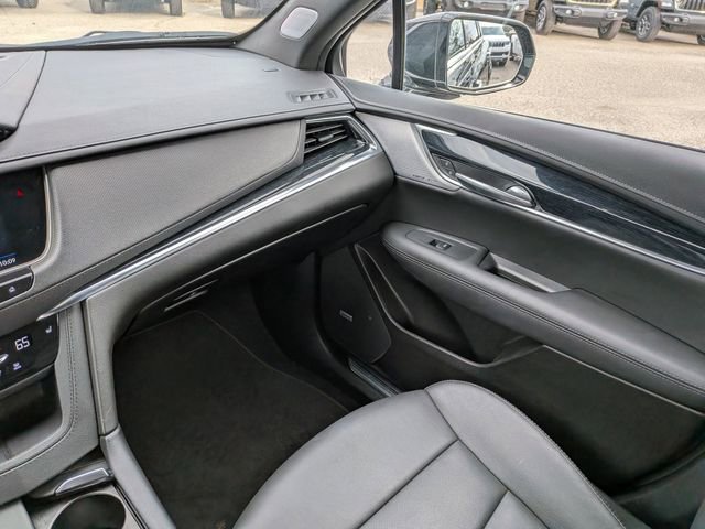 Used 2025 Cadillac XT5 Premium Luxury image 18