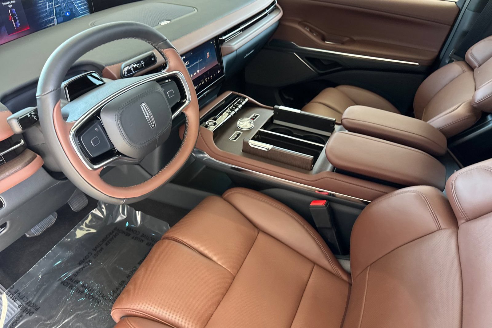 New 2026 Lincoln Navigator L Reserve AWD/4WD image 7