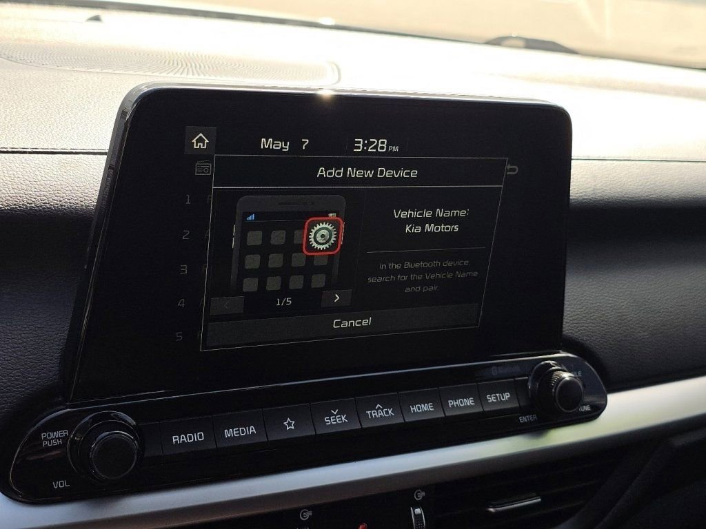 Used 2020 Kia Forte LXS FWD image 4