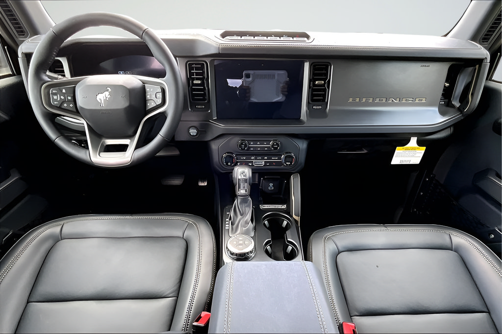 New 2025 Ford Bronco Badlands AWD/4WD image 6