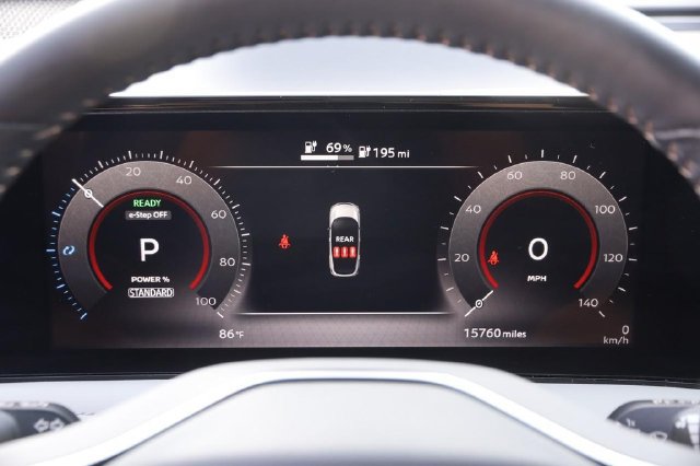 Certified 2023 Nissan Ariya FWD image 12