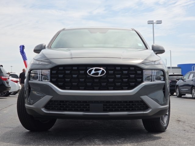 Used 2023 Hyundai Santa Fe SE w/ Cargo Package FWD image 8