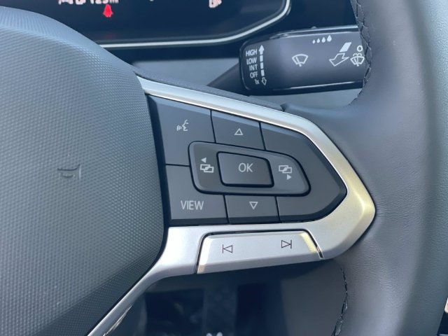 New 2026 Volkswagen Jetta SE FWD image 10