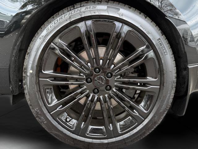 New 2026 Land Rover Range Rover Long Wheelbase Autobiography image 11