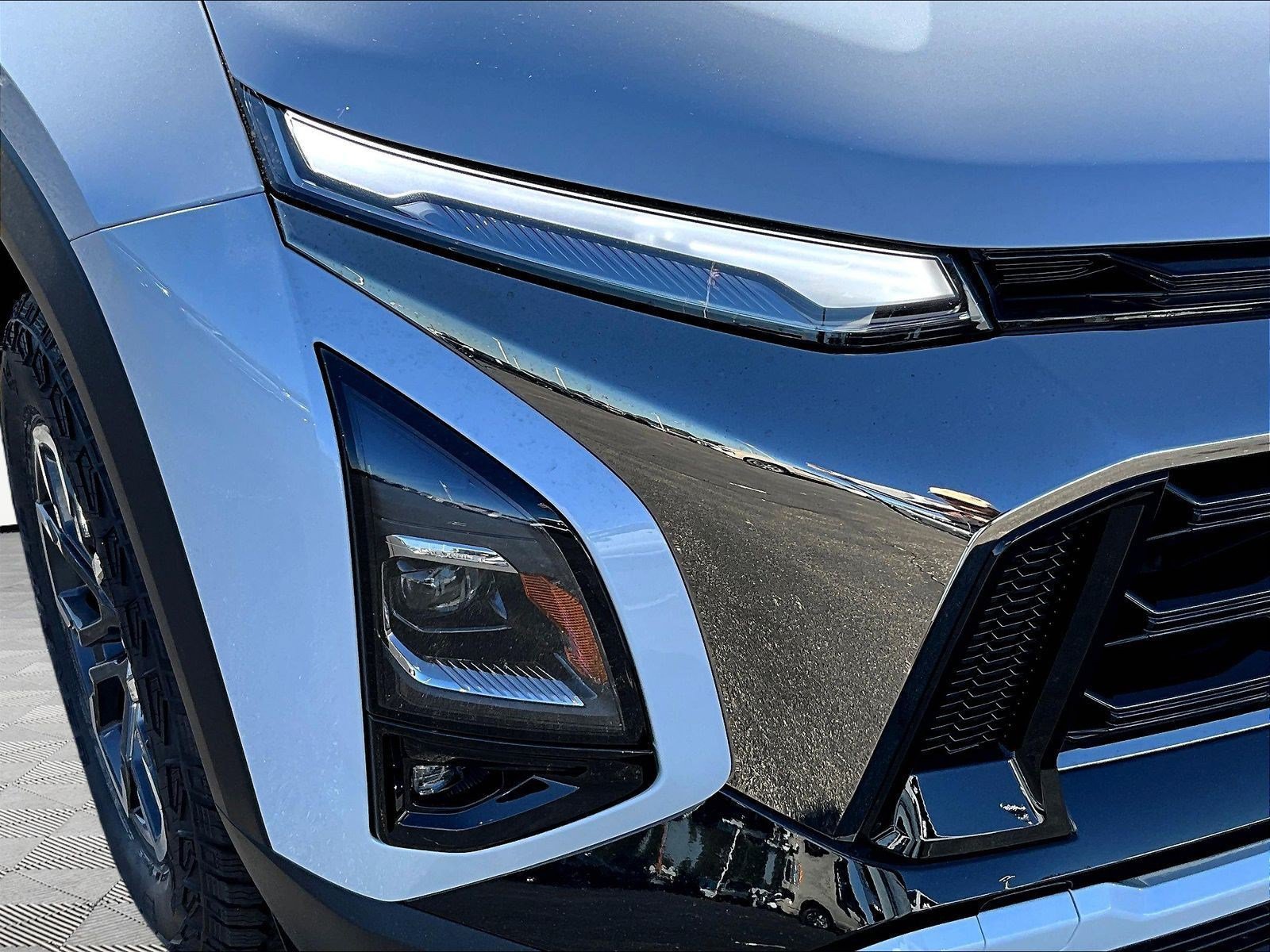 New 2027 Chevrolet Equinox ACTIV w/ Safety and Technology Package AWD/4WD image 8
