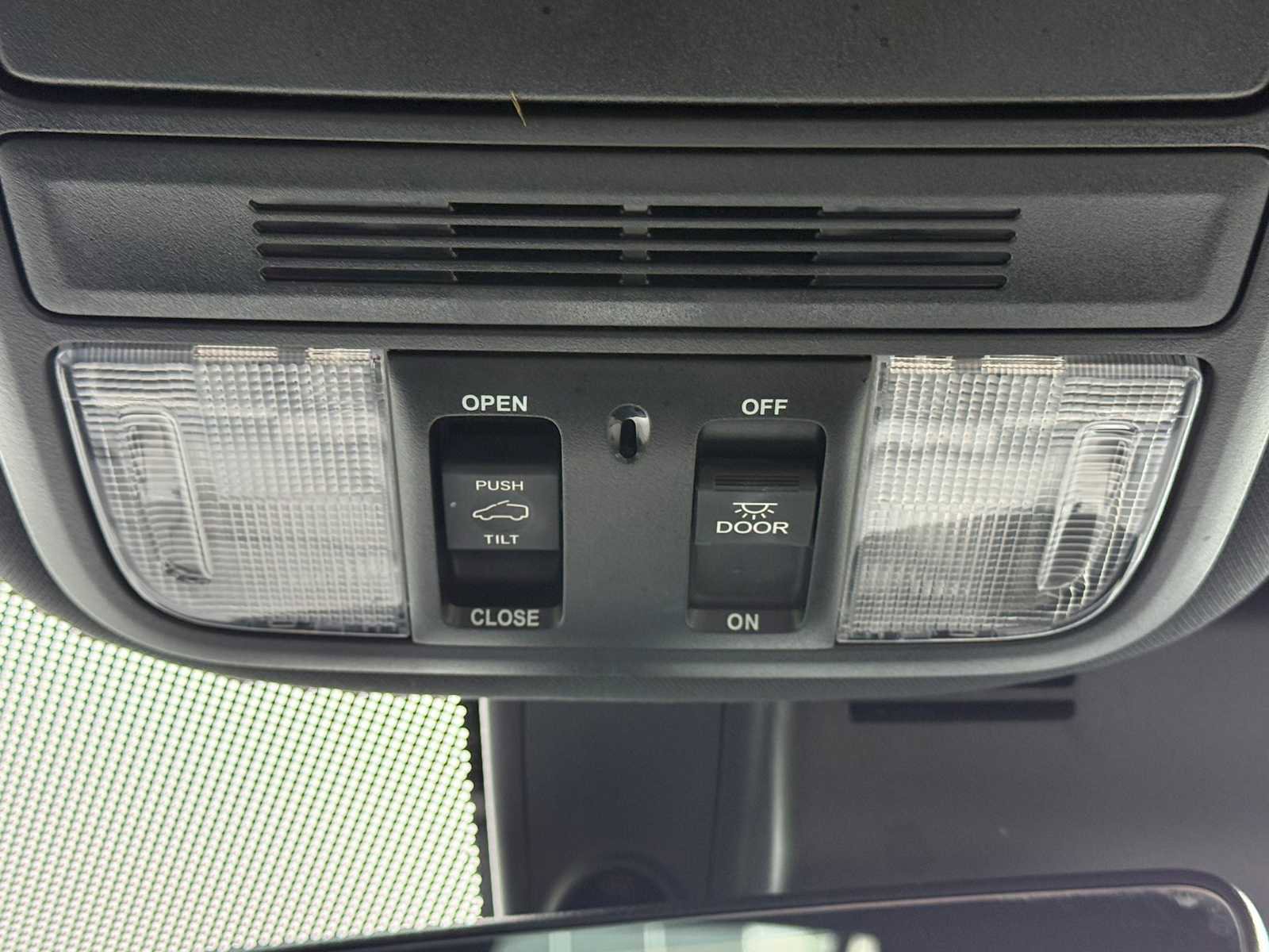 Used 2023 Honda Passport EX-L image 36