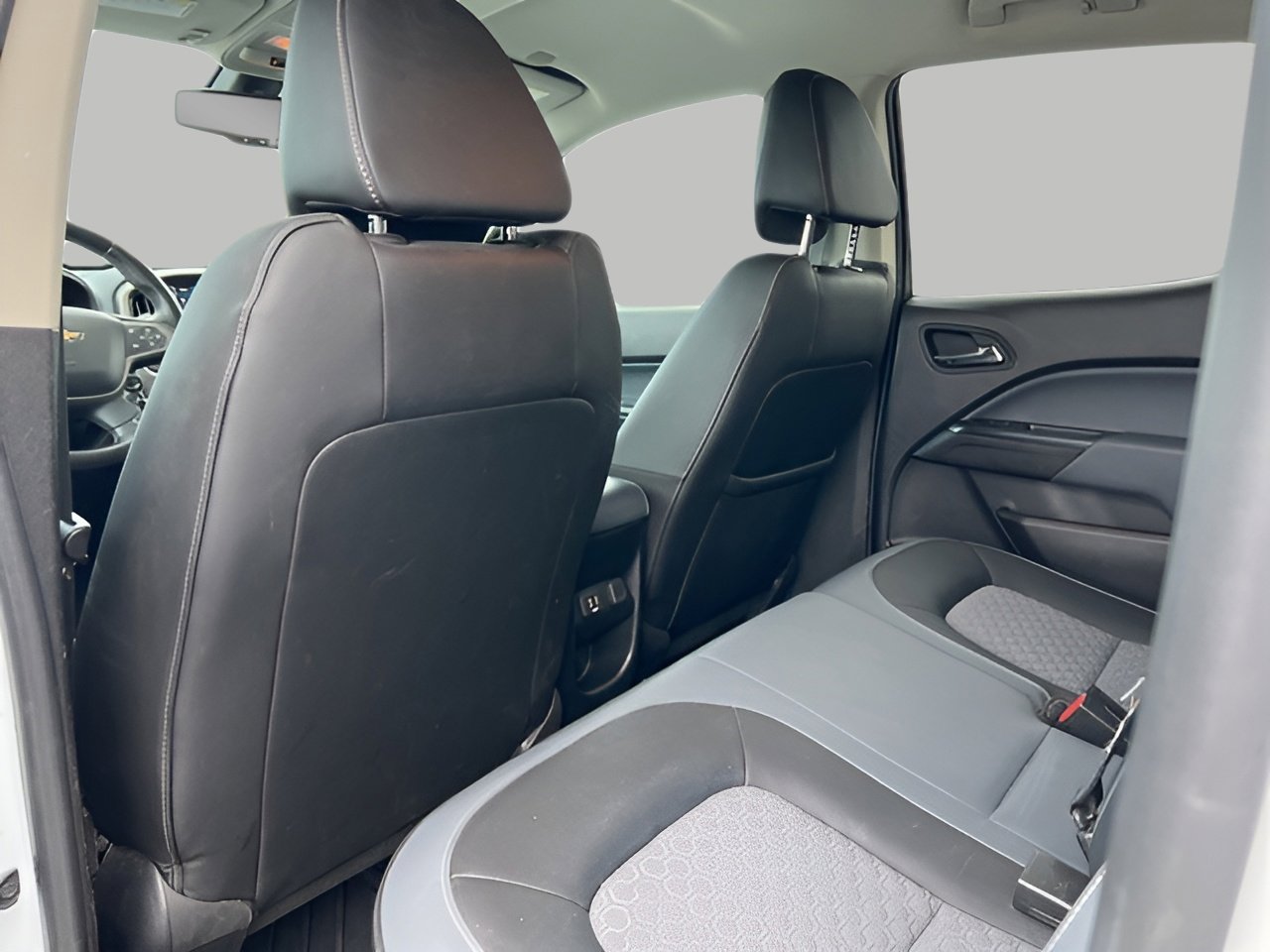 Used 2021 Chevrolet Colorado Z71 w/ LPO, Tonneau and Step Package image 29