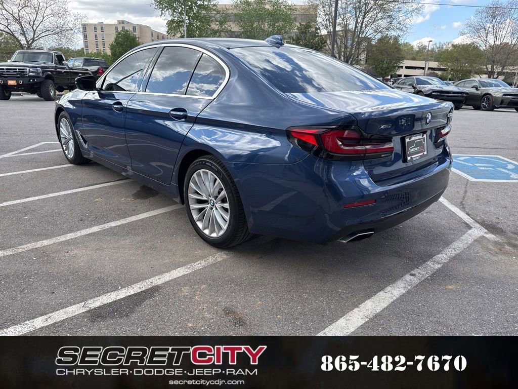Used 2022 BMW 530i xDrive w/ Convenience Package image 5