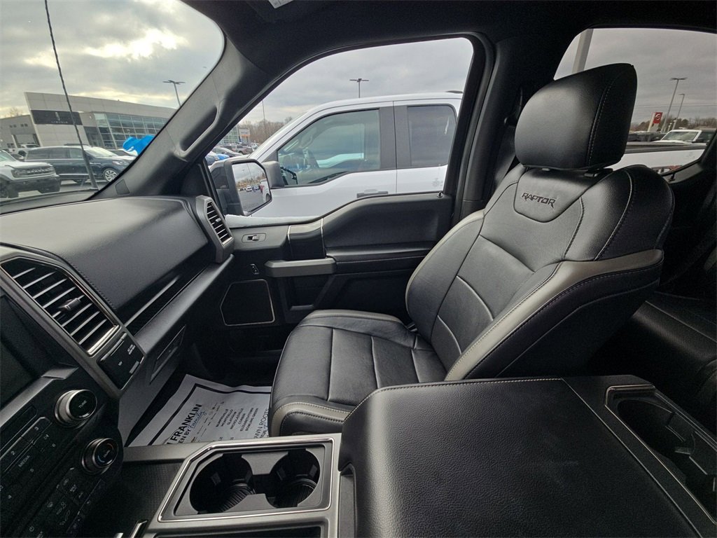 Used 2018 Ford F150 Raptor w/ Equipment Group 802A Luxury image 12