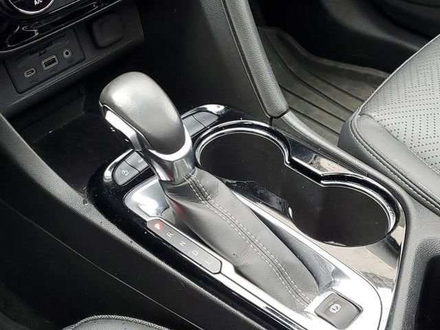 Used 2020 Buick Encore GX Essence w/ Experience Buick Package image 23