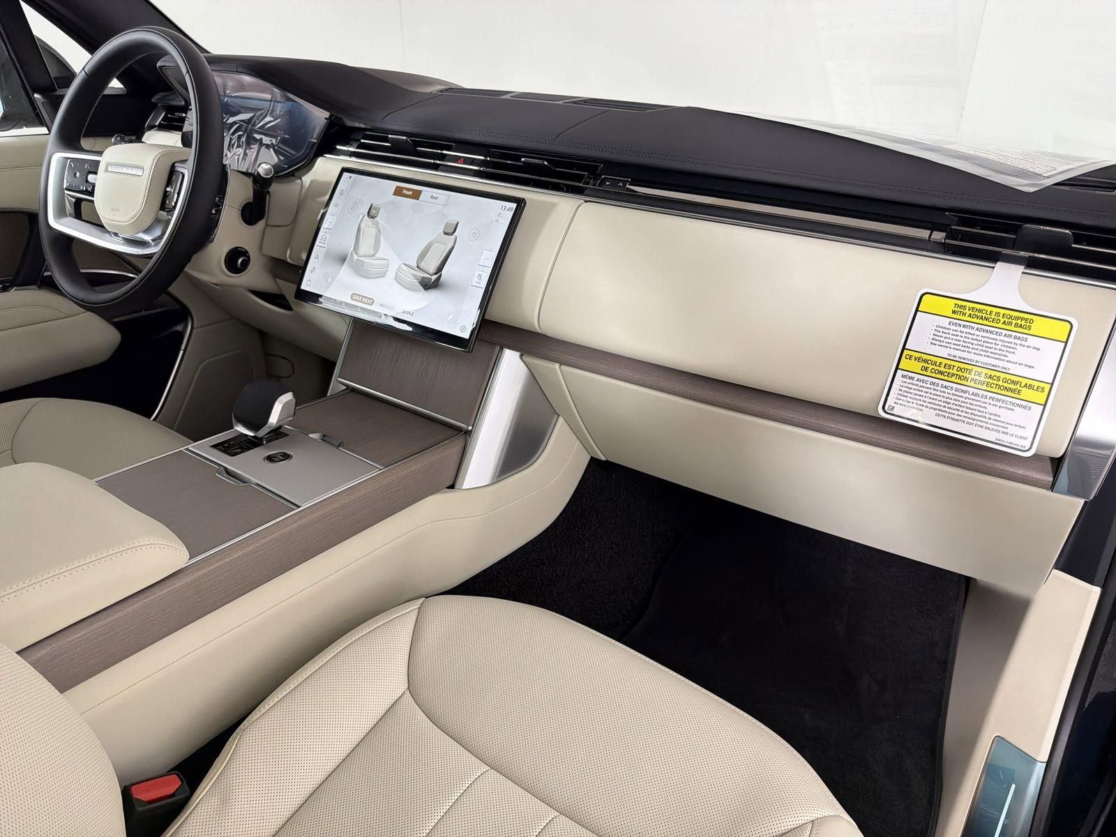 New 2026 Land Rover Range Rover SE image 34