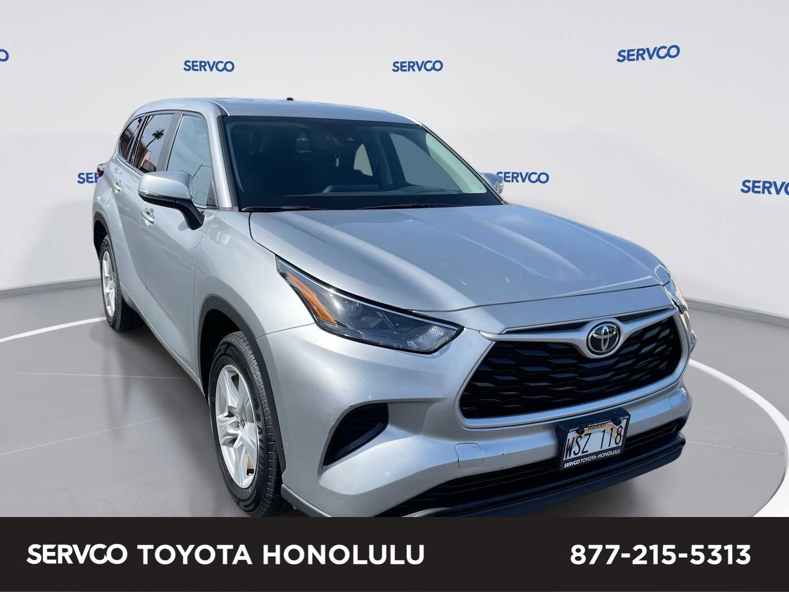 Used 2023 Toyota Highlander L image 1