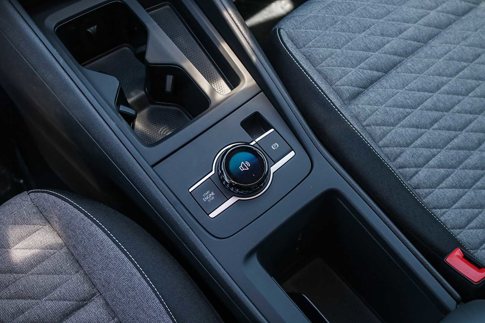 New 2025 Volkswagen Tiguan S w/ 18" Wheel Package image 20