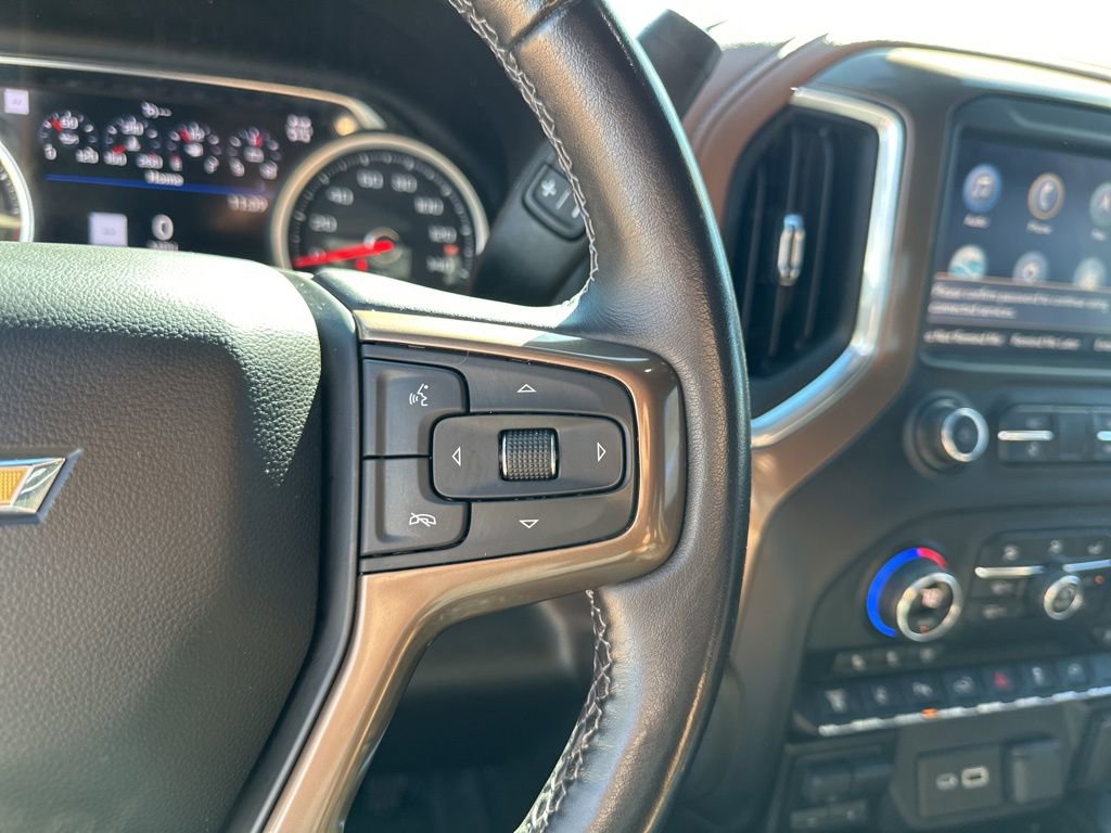 Used 2021 Chevrolet Silverado 3500 High Country image 31