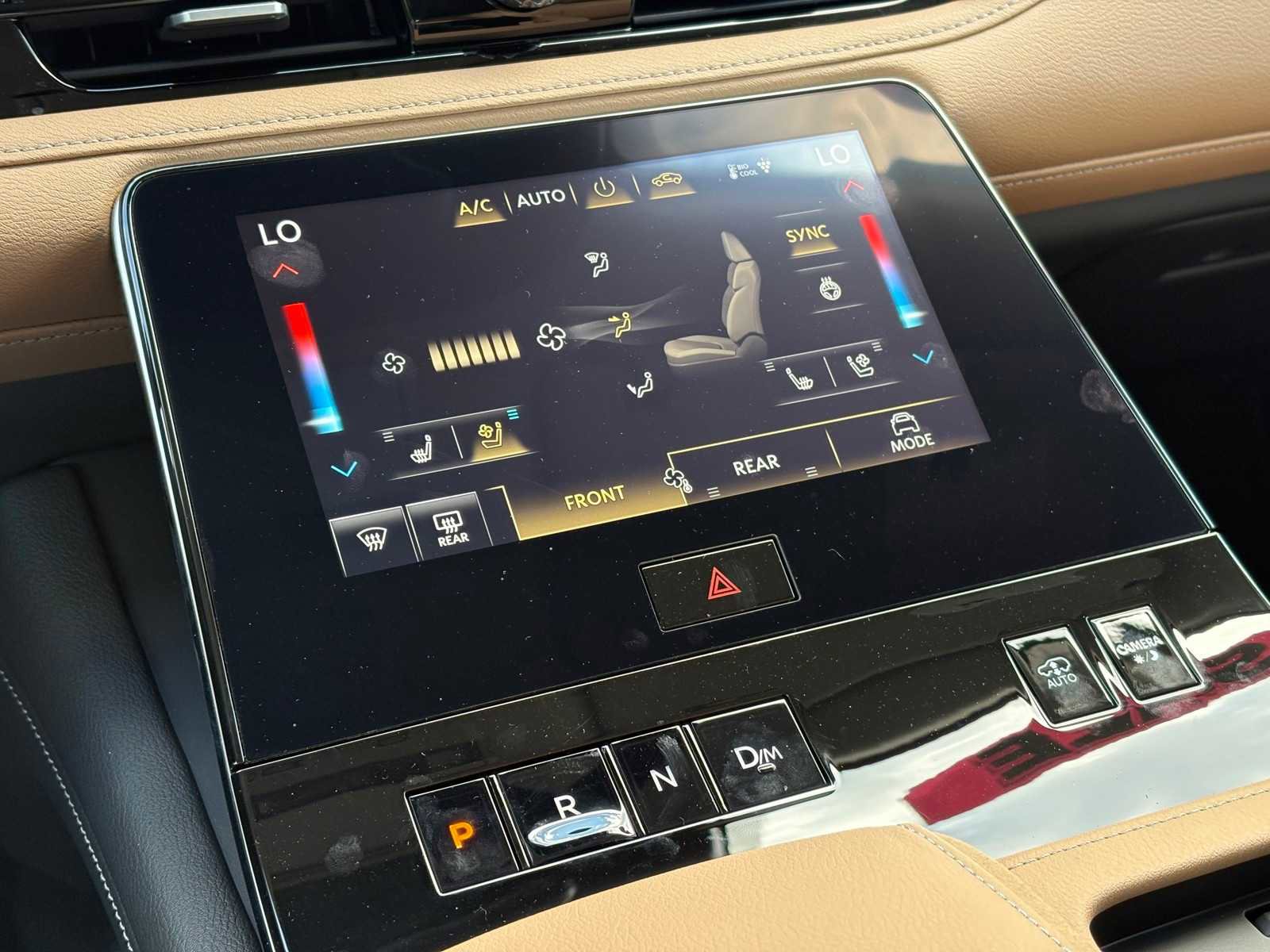 New 2025 INFINITI QX80 Sensory image 18