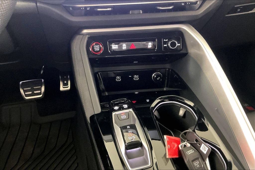 Used 2026 Audi SQ5 Premium Plus AWD/4WD image 8