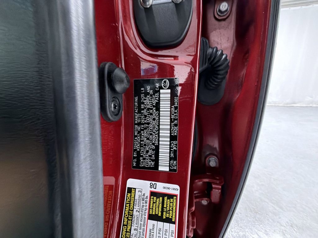 Used 2023 Lexus ES 300h w/ Premium Package image 15