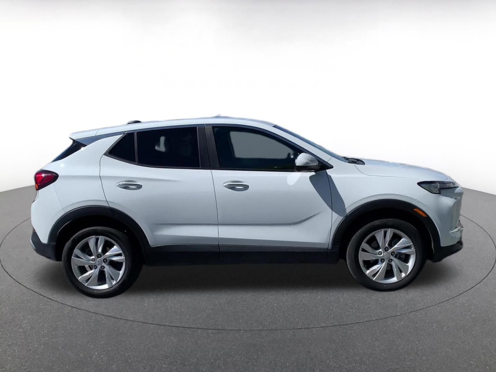 Used 2025 Buick Encore GX Preferred image 16