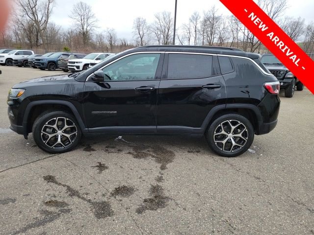 Used 2024 Jeep Compass Limited image 6