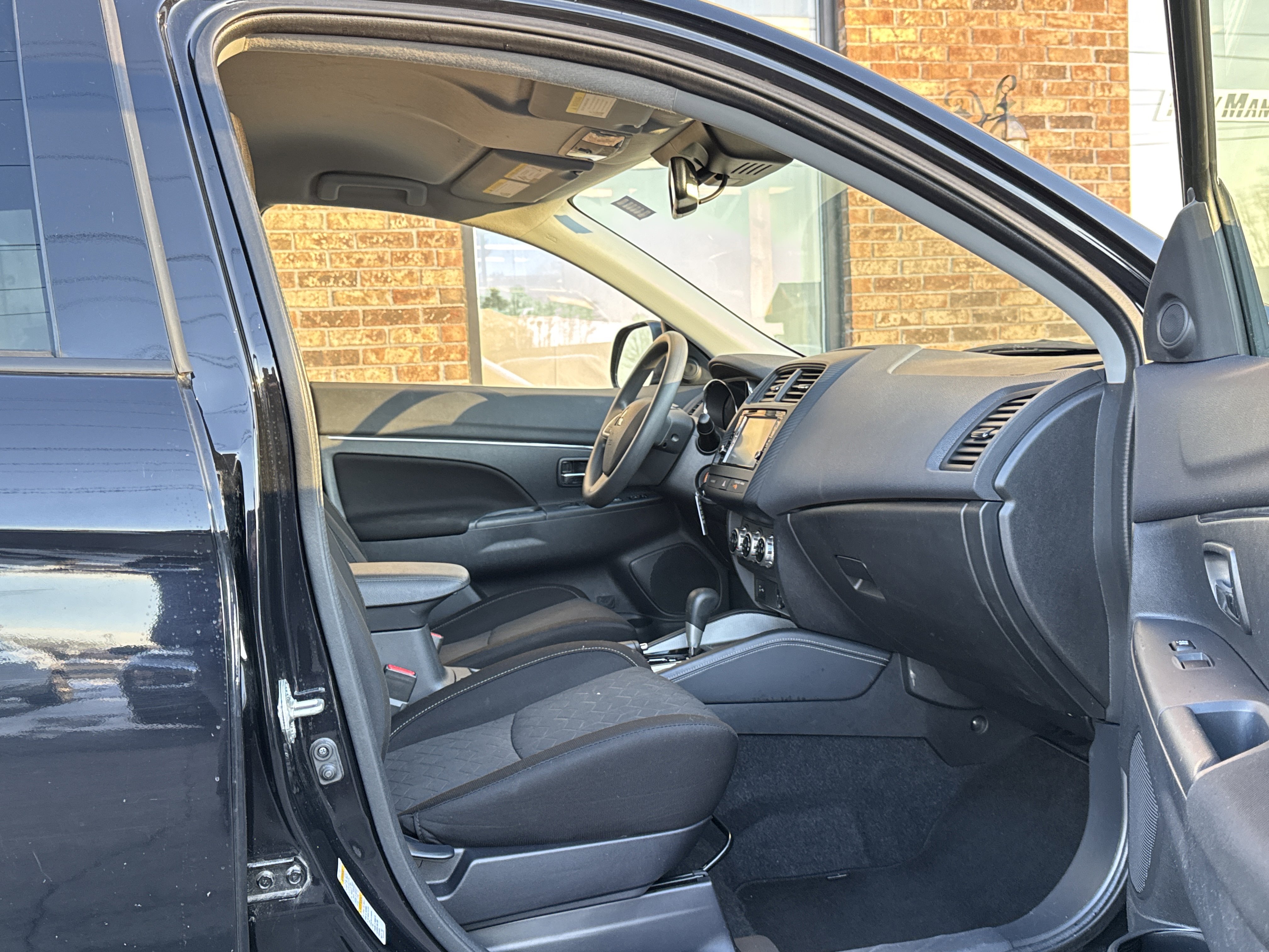 Used 2021 Mitsubishi Outlander Sport ES image 13