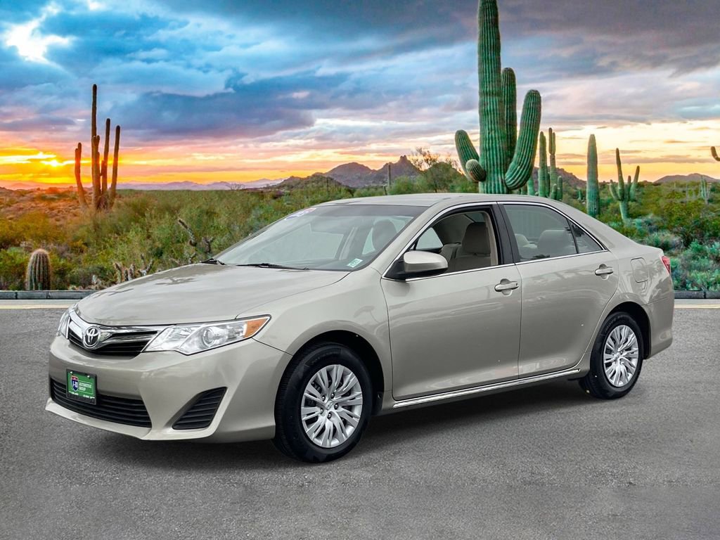 Used 2013 Toyota Camry LE image 7