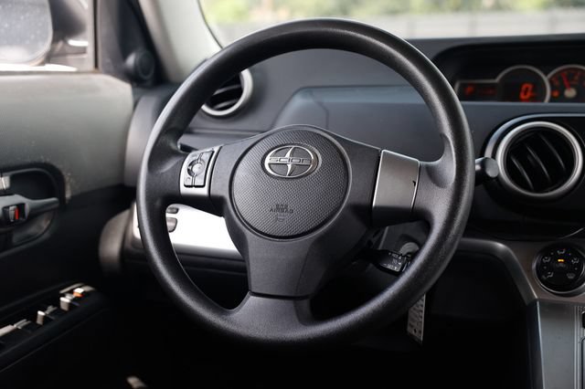 Used 2011 Scion xB FWD image 29