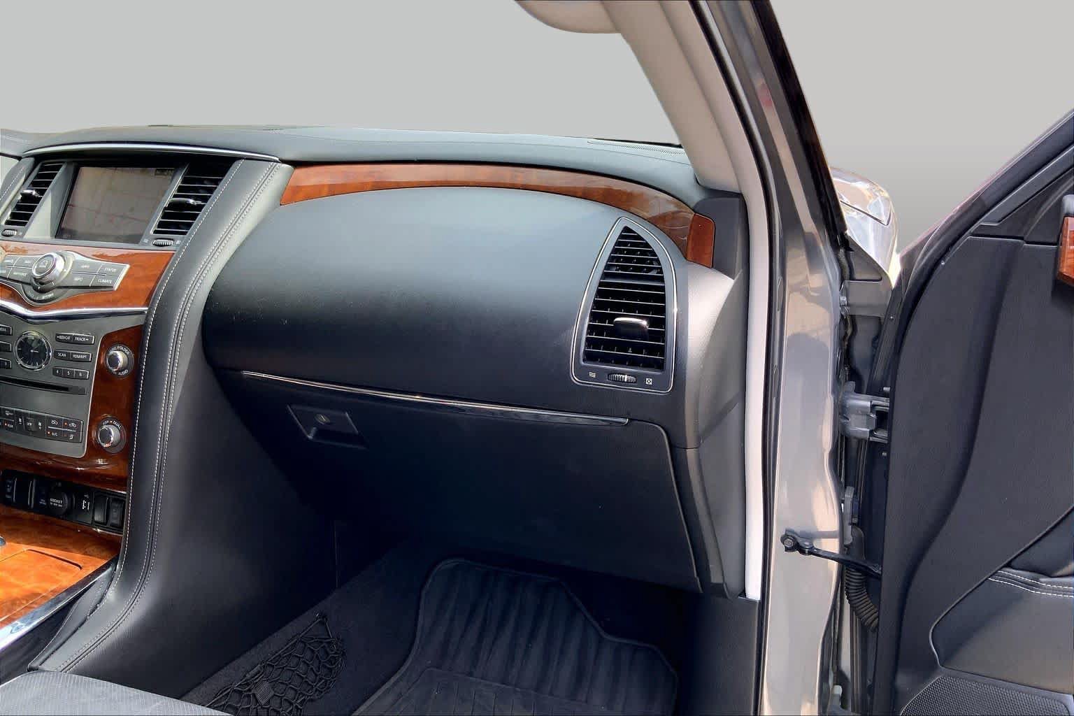 Used 2019 INFINITI QX80 Luxe w/ All-Season Package AWD/4WD image 18