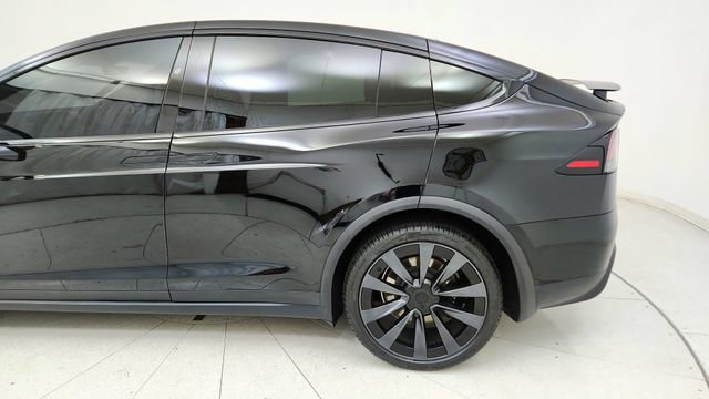 Used 2022 Tesla Model X image 10