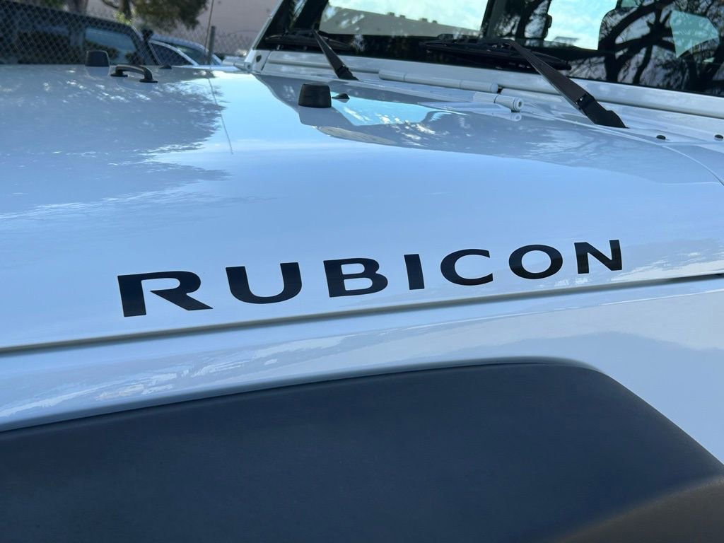 Certified 2017 Jeep Wrangler Unlimited Rubicon w/ Connectivity Group image 24