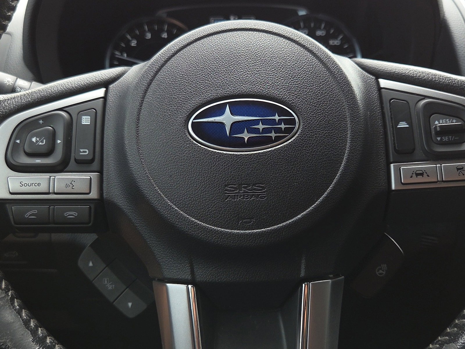 Used 2017 Subaru Forester 2.5i Touring AWD/4WD image 12