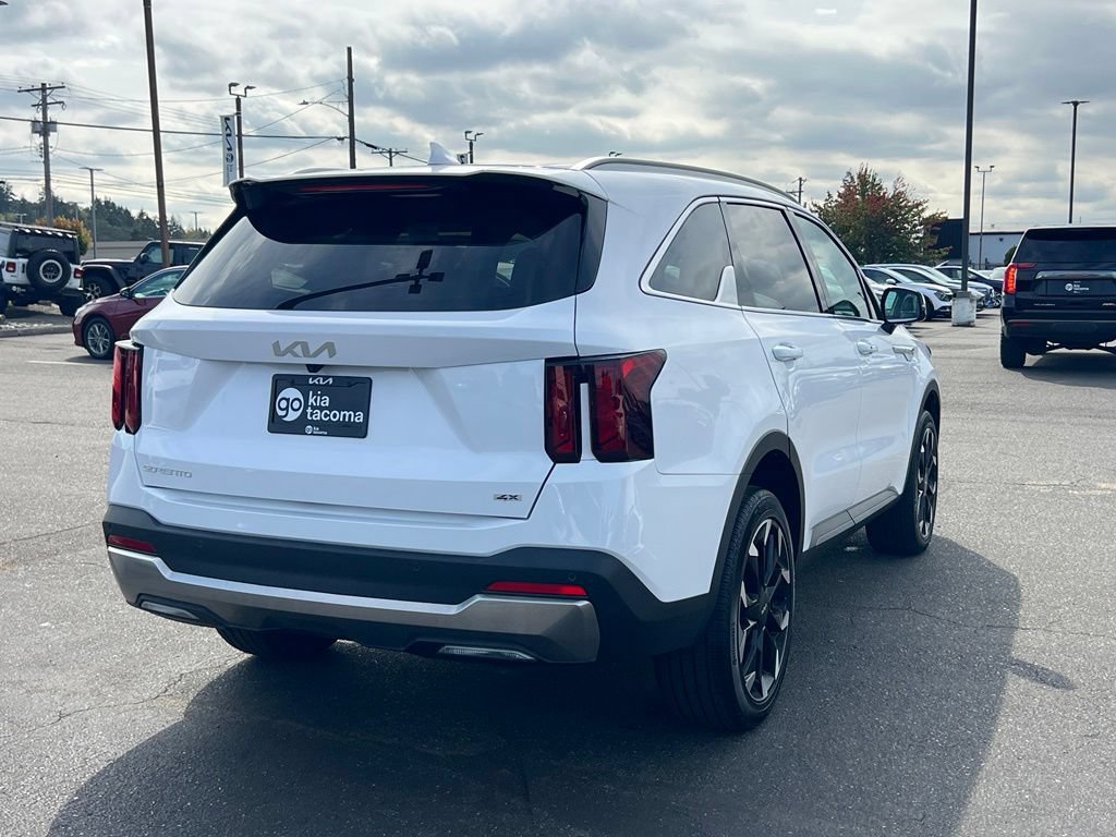 Used 2025 Kia Sorento EX AWD/4WD image 5