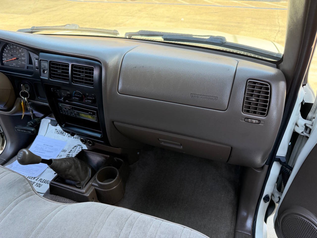 Used 1998 Toyota Tacoma 2WD Regular Cab w/ Value Edition Plus Pkg image 18