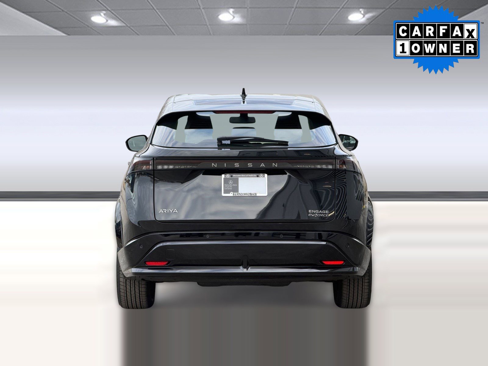 Used 2023 Nissan Ariya AWD image 9