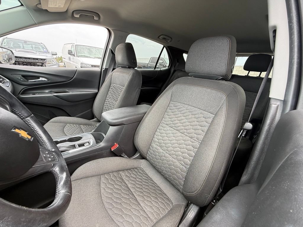 Used 2020 Chevrolet Equinox LT FWD image 4