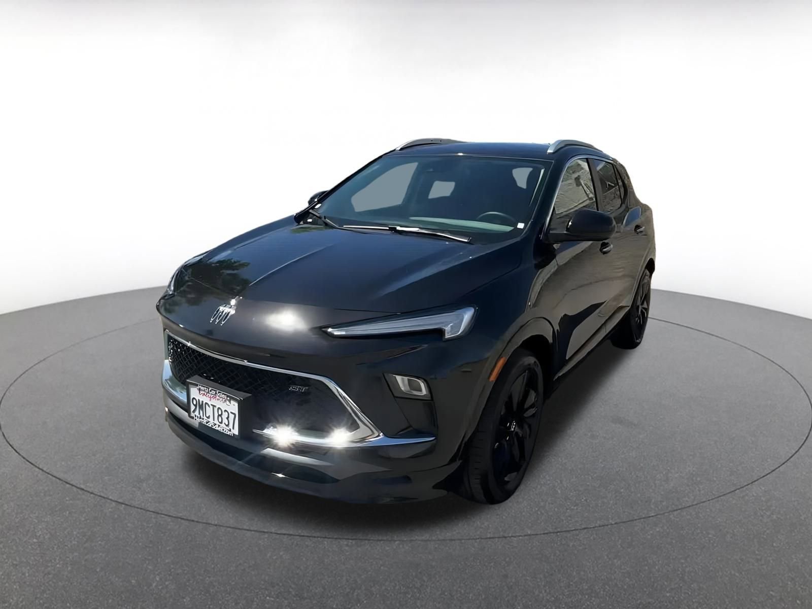 Used 2024 Buick Encore GX Sport Touring image 7