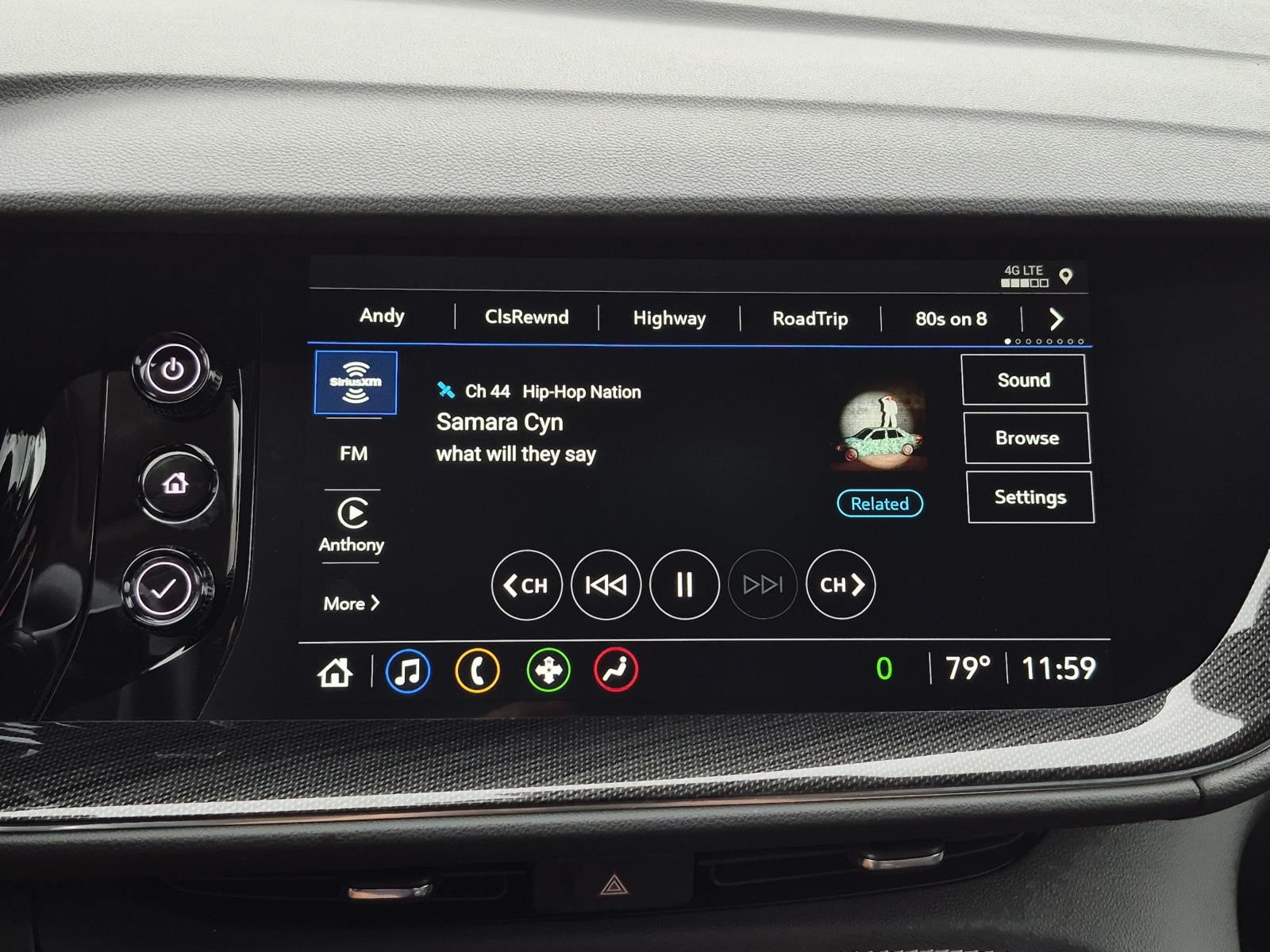 Used 2023 Buick Envision Essence FWD image 23