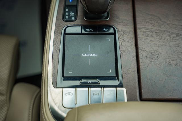 Used 2020 Lexus LS 500 AWD w/ Interior Upgrade Package image 32