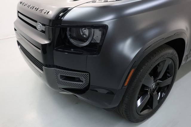 Used 2023 Land Rover Defender 90 V8 image 59