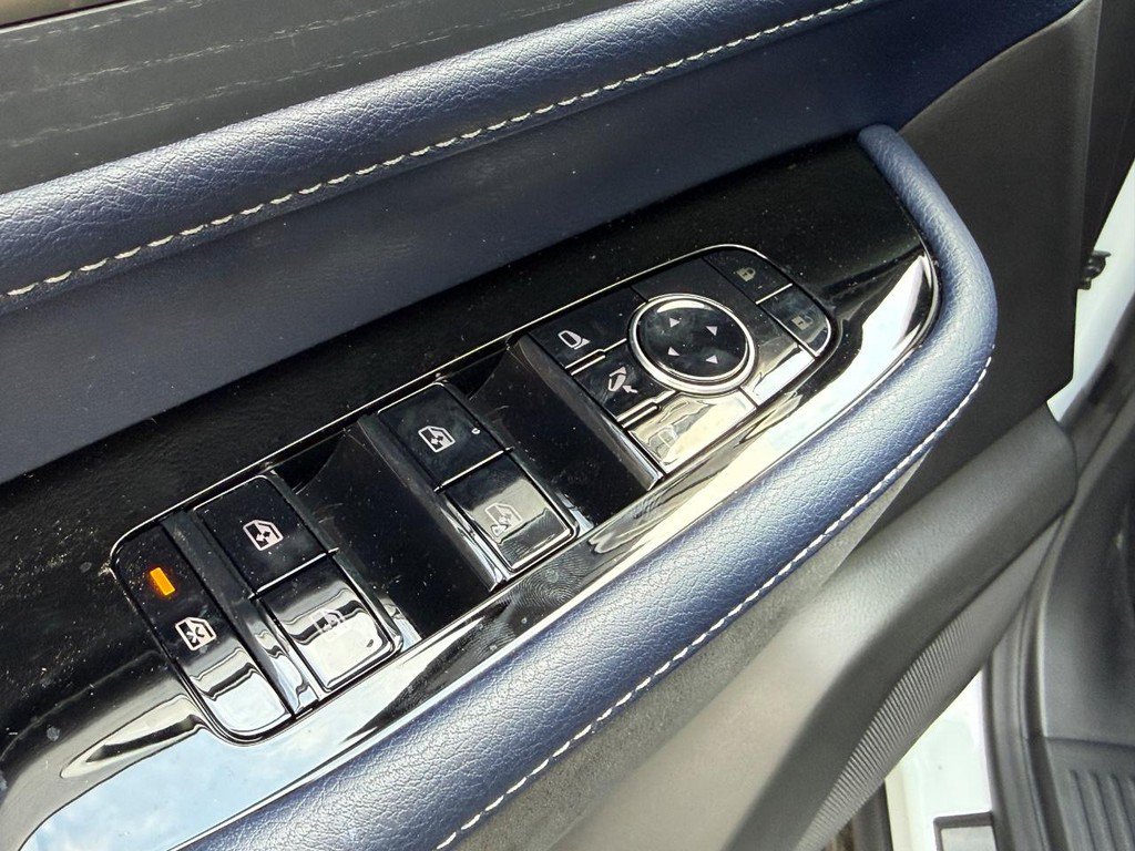 New 2027 INFINITI QX80 Sensory AWD/4WD image 12