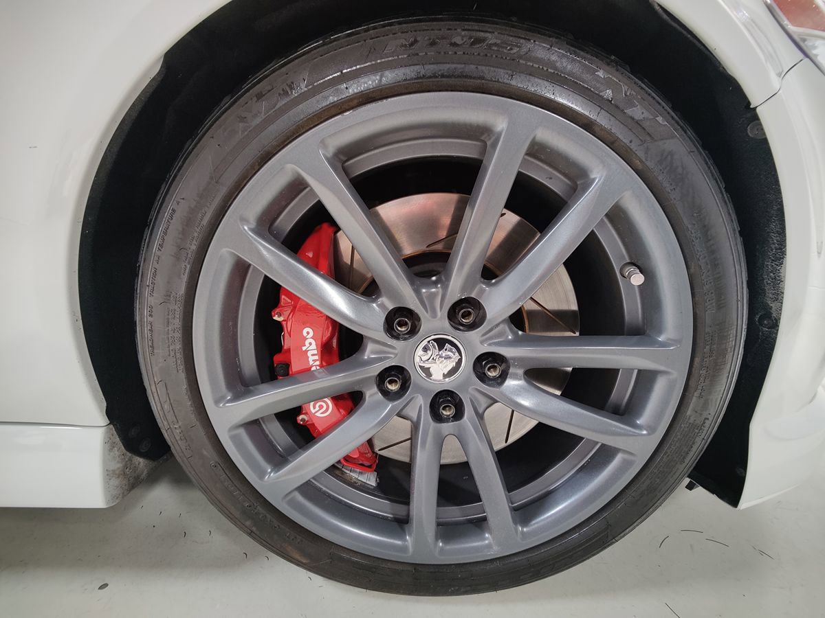 Used 2015 Chevrolet SS RWD image 12