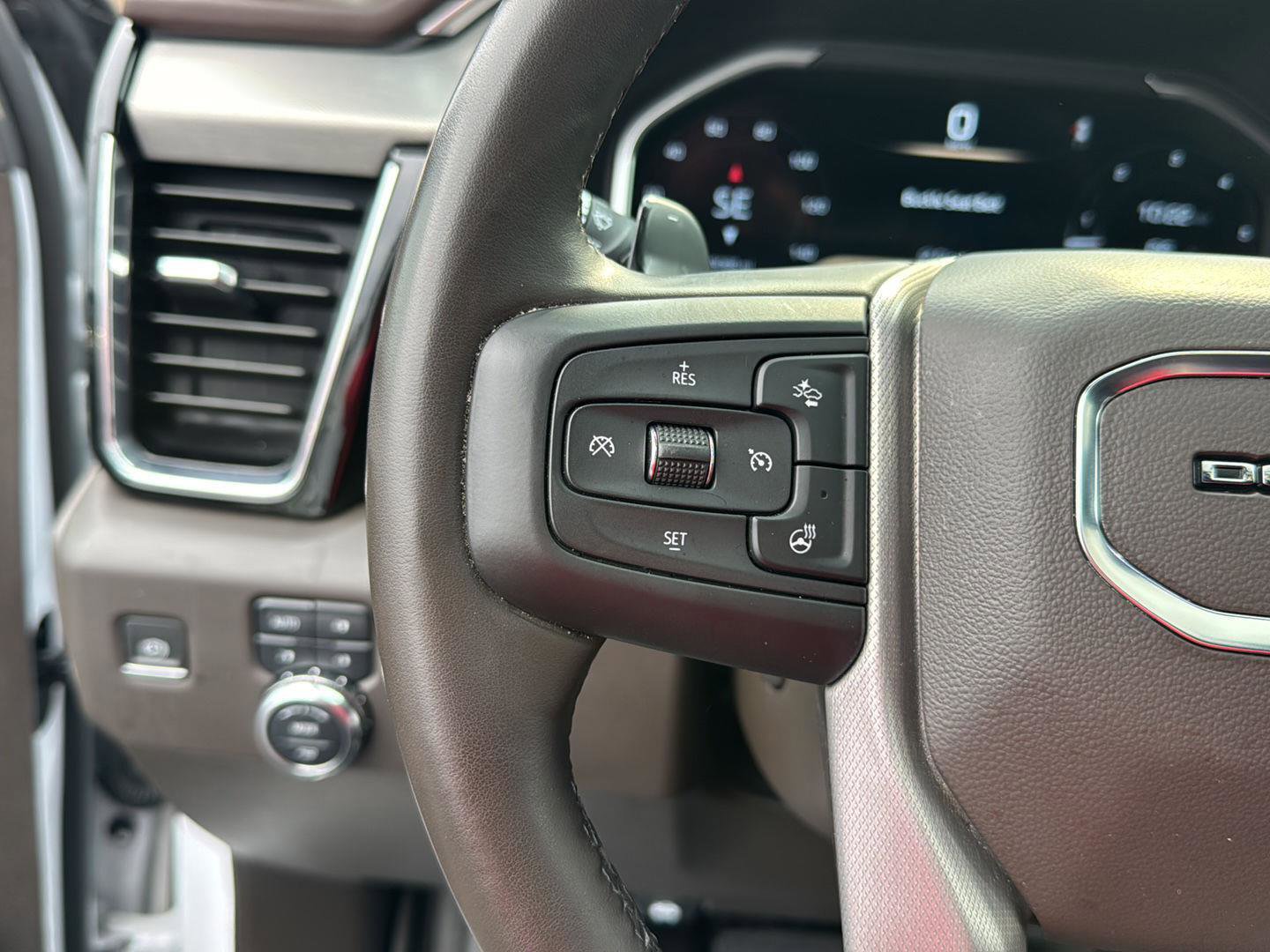 Certified 2024 GMC Sierra 1500 Denali w/ Denali Reserve Package image 18