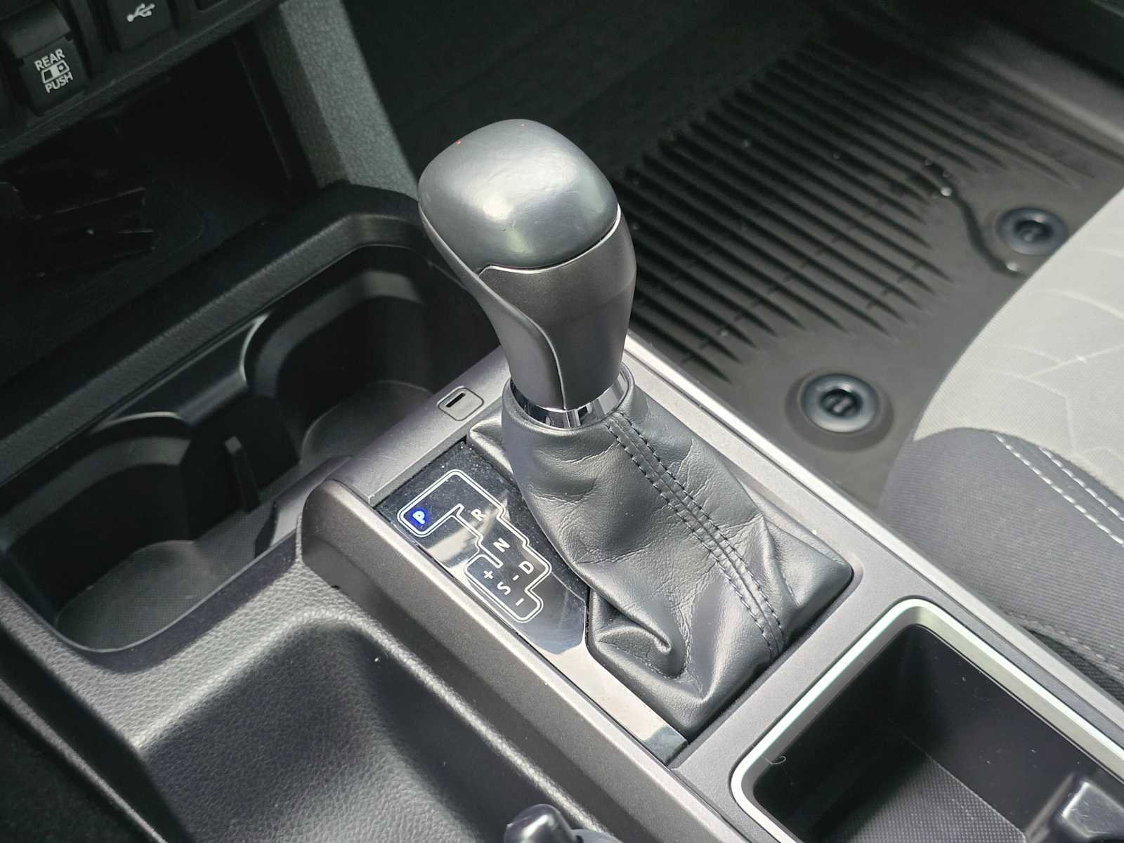 Used 2022 Toyota Tacoma TRD Off-Road image 35