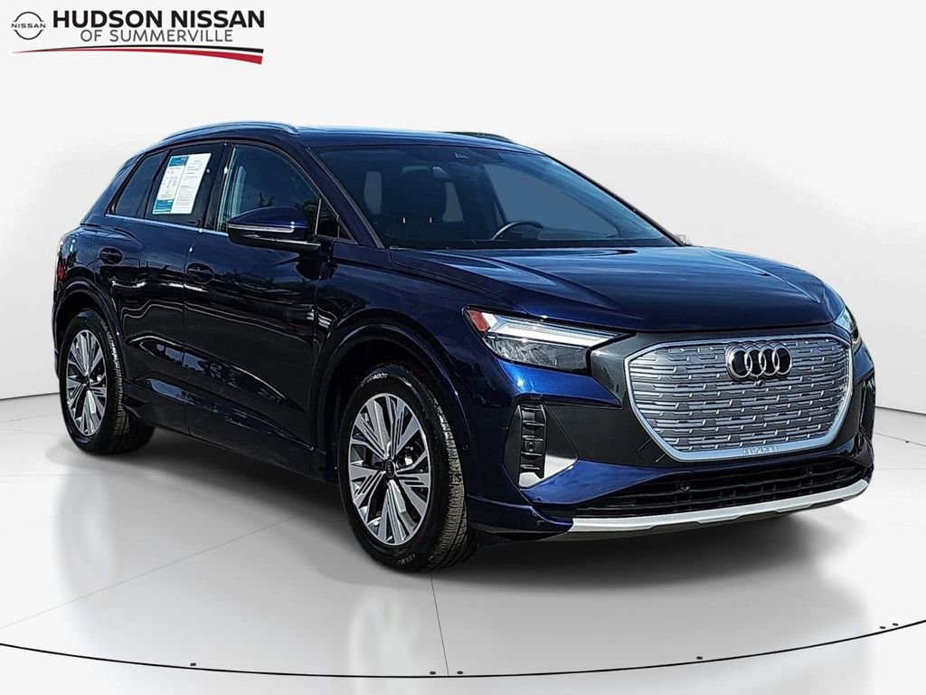 Used 2023 Audi Q4 e-tron Premium Plus w/ Premium Plus image 1