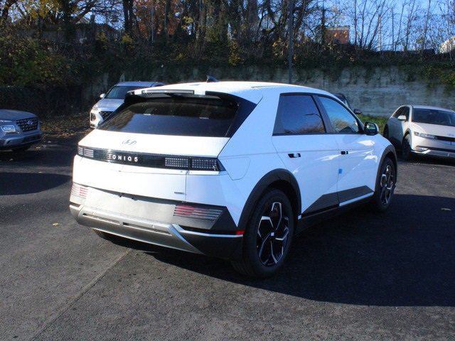 New 2024 Hyundai Ioniq 5 SEL image 7