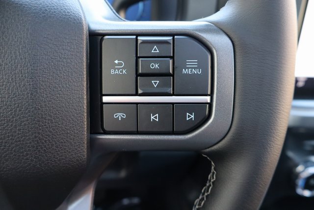 New 2026 Ford F250 Lariat w/ Black Appearance Package image 27