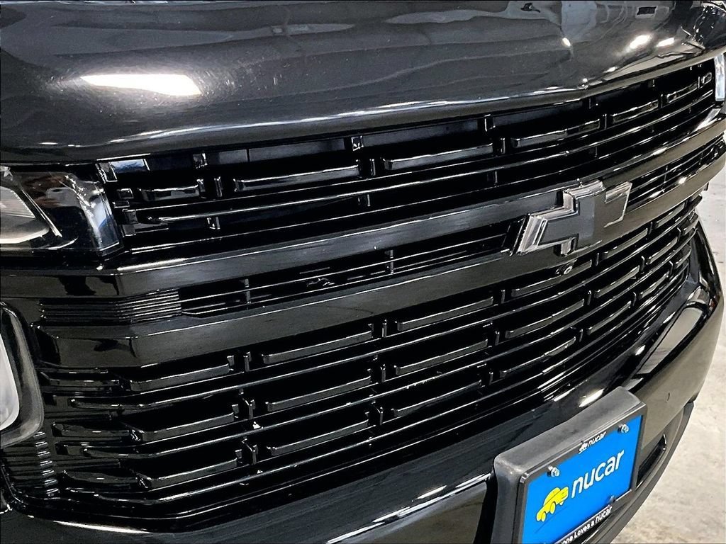 Used 2022 Chevrolet Tahoe RST w/ Sport Performance Package AWD/4WD image 33