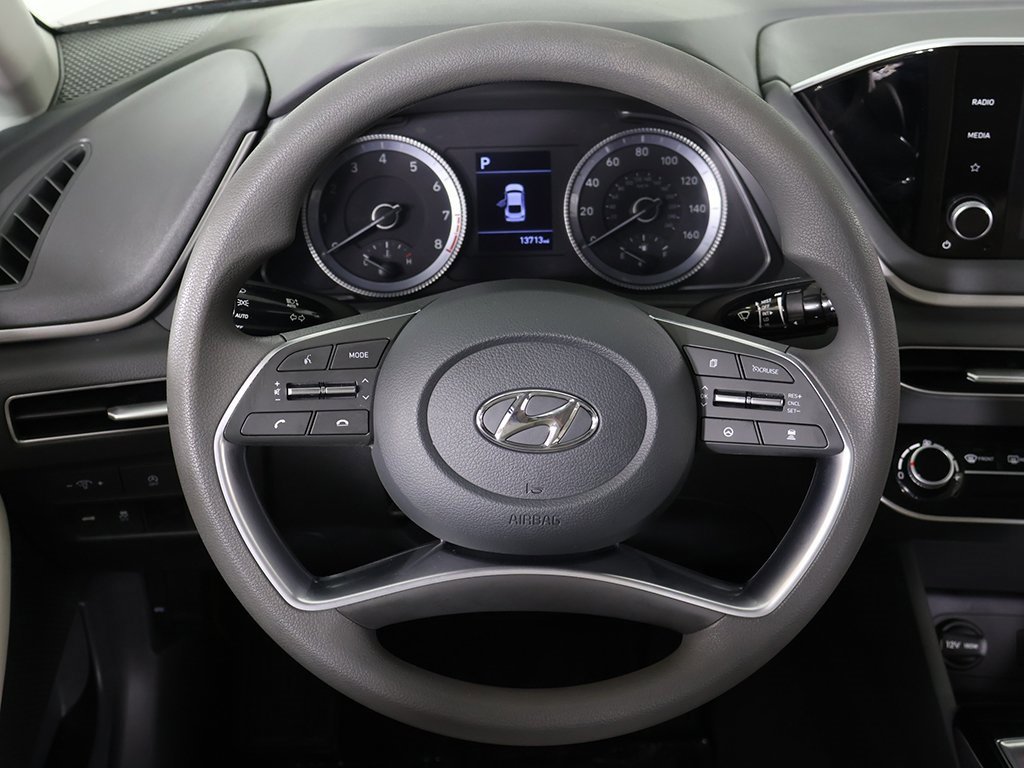 Used 2023 Hyundai Sonata SE w/ Preferred Accessory Package image 36